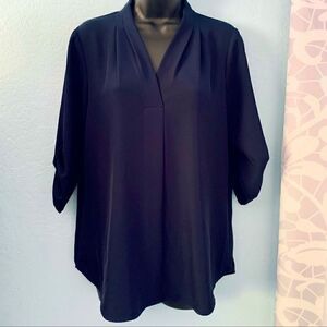 Calvin Klein Navy Blue Pullover Blouse With 3/4 Button Sleeves Size Medium/Large